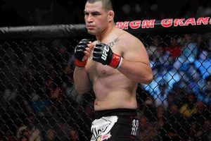 Ultimate Guide to MMA Heavyweight Fighters Ultimate Guide to MMA: Training, Techniques, and Top Fighters in The World Ultimate Guide to MMA Heavyweight Fighters | Ultimate Guide to MMA: Training, Techniques, and Top Fighters in The World