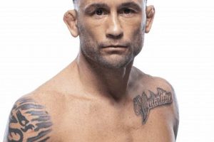 Frankie Edgar's Complete MMA Fight Record & History Ultimate Guide to MMA: Training, Techniques, and Top Fighters in The World Frankie Edgar's Complete MMA Fight Record & History | Ultimate Guide to MMA: Training, Techniques, and Top Fighters in The World