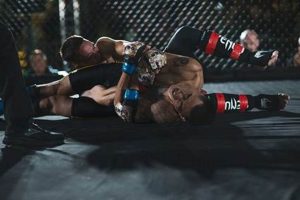 MMA Weight Cutting: How Fighters Do It Ultimate Guide to MMA: Training, Techniques, and Top Fighters in The World MMA Weight Cutting: How Fighters Do It | Ultimate Guide to MMA: Training, Techniques, and Top Fighters in The World