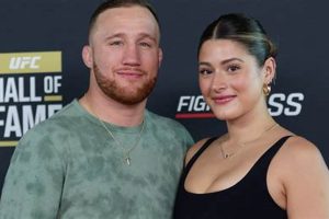 MMA Fighter's Epic Ringside Proposal! | Ultimate Guide to MMA: Training, Techniques, and Top Fighters in The World