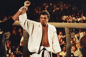The Legacy of Royce Gracie in MMA History | Ultimate Guide to MMA: Training, Techniques, and Top Fighters in The World