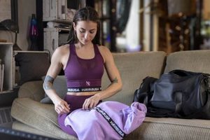 Top Female MMA Apparel & Fight Gear Ultimate Guide to MMA: Training, Techniques, and Top Fighters in The World Top Female MMA Apparel & Fight Gear | Ultimate Guide to MMA: Training, Techniques, and Top Fighters in The World